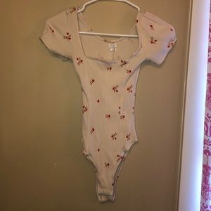 urban outfitters flower bodysuit